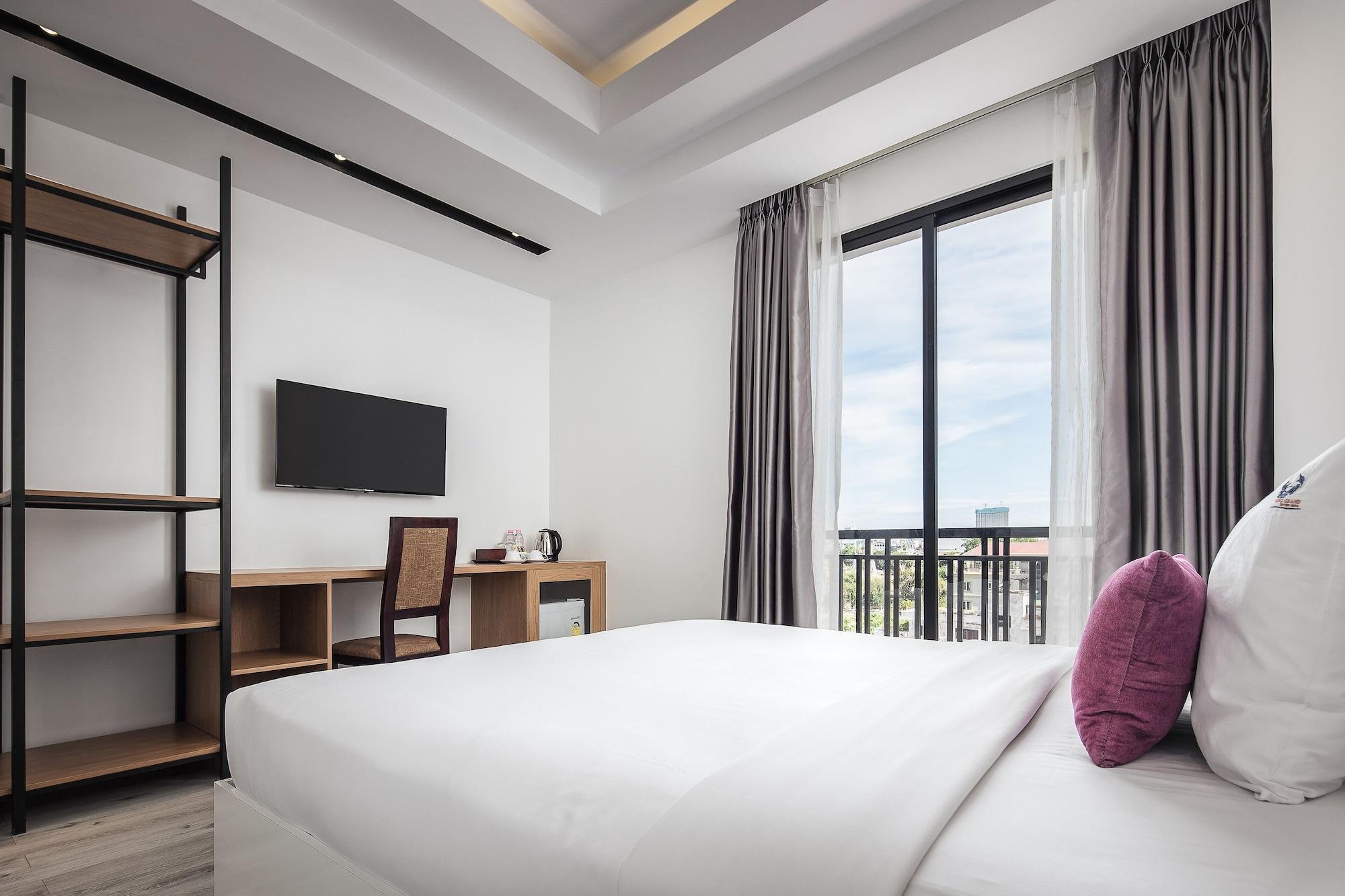 King Grand Boutique Hotel Phnom Penh Esterno foto